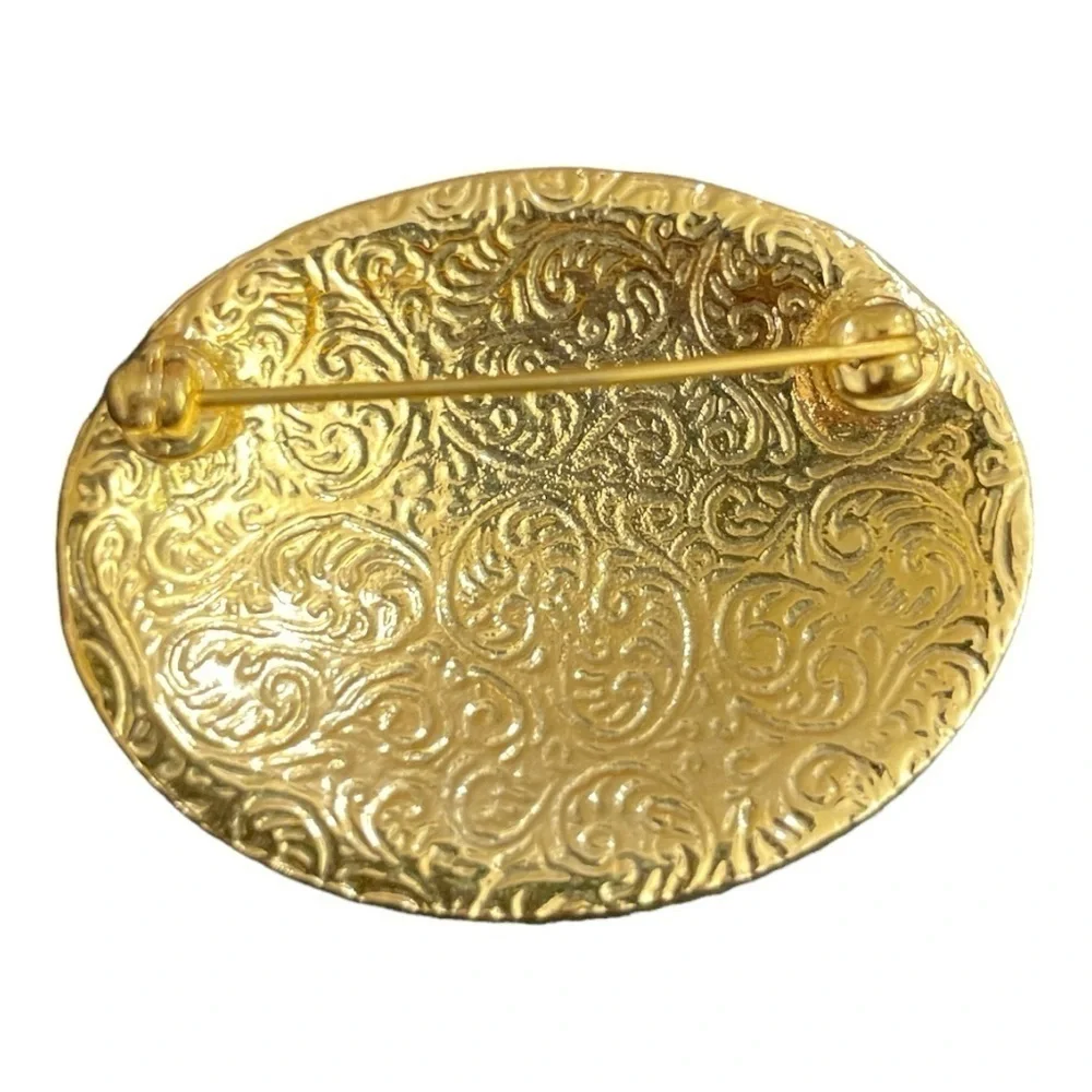 Vintage Brooch Gold Tone Oval Faux Pearl Unique Collectible Pin Costume Jewelry